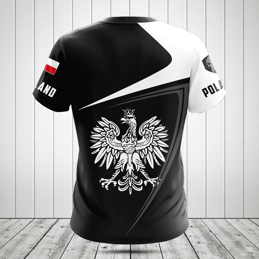 Fertigen Sie Polen Symbol Schwarz-Weiß-Schädel Shirts besonders an