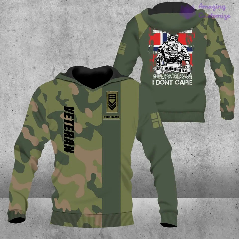 Personalisierter Kapuzenpullover mit Camouflage-Muster für norwegische Soldaten/Veteranen mit Namen und Rang – 1207230003