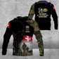 Personalisierter Kapuzenpullover mit Schweizer Soldaten-/Veteranen-Tarnmuster und Namen und Rang - 16892928