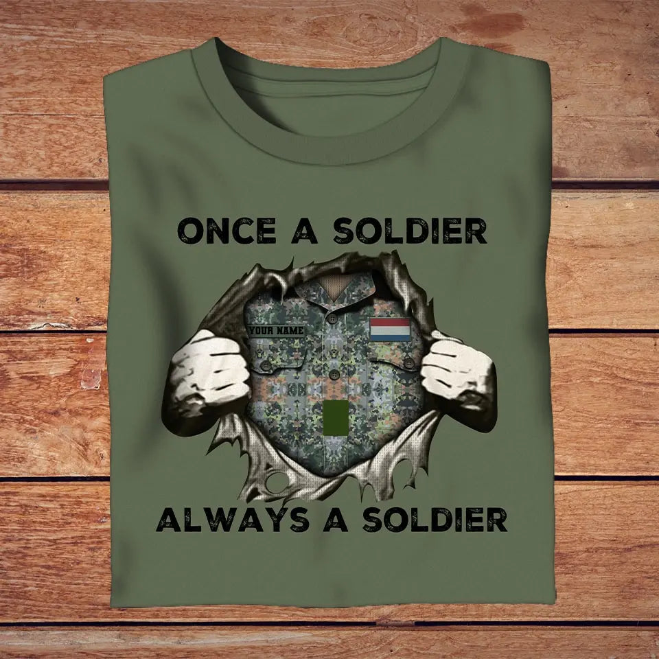 Personalisiertes T-Shirt mit 3D-Druck für niederländische Soldaten/Veteranen im Camouflage-Muster mit Namen und Rang – 2909230001