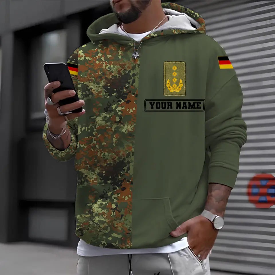 Personalisierter Kapuzenpullover mit Camouflage-Muster für deutsche Soldaten/Veteranen mit Namen und Rang, 3D-Druck – 0610230007