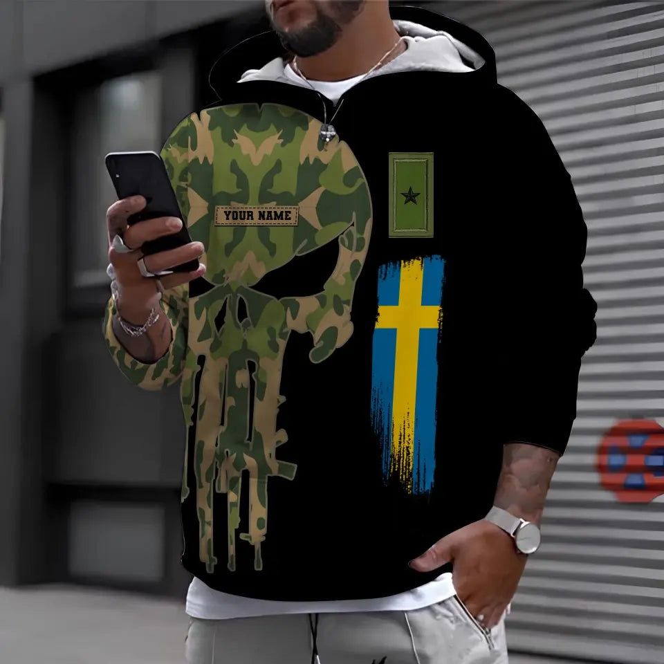 Personalisierter Kapuzenpullover mit Camouflage-Muster für schwedische Soldaten/Veteranen mit Namen und Rang – 16988832