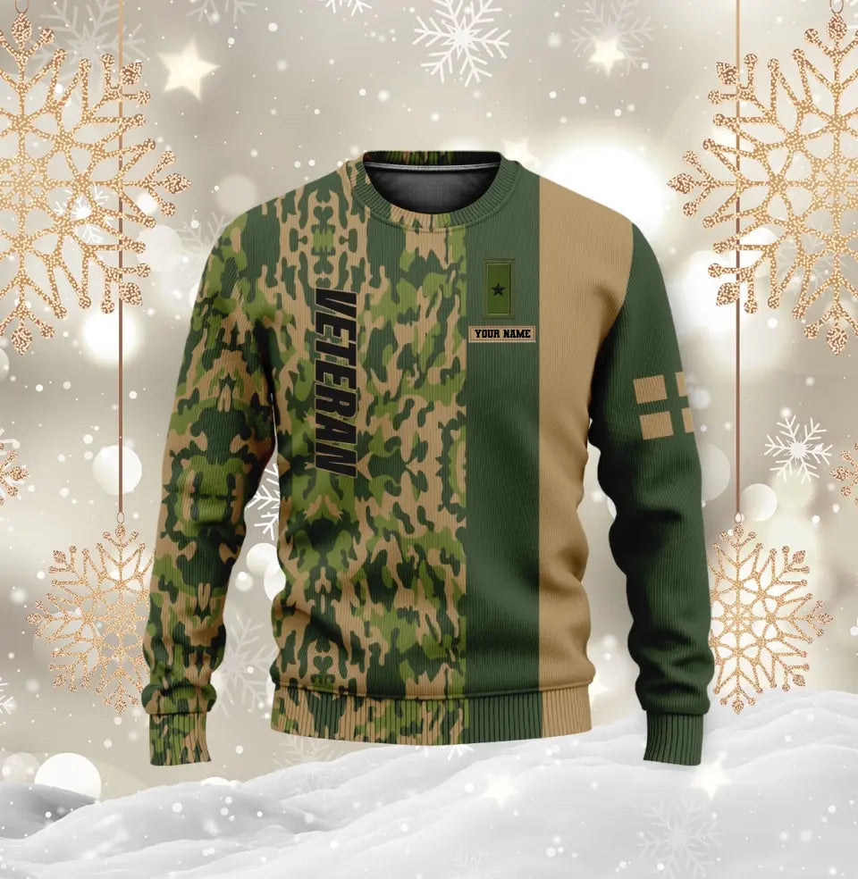 Personalisierter Kapuzenpullover mit Camouflage-Muster für schwedische Soldaten/Veteranen mit Namen und Rang – 16990560