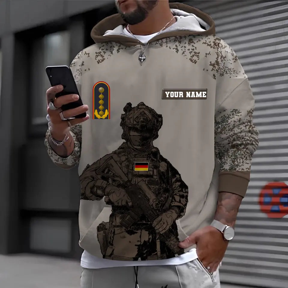 Personalisierter Kapuzenpullover mit Camouflage-Muster für deutsche Soldaten/Veteranen mit Namen und Rang, 3D-Druck – 2911230001