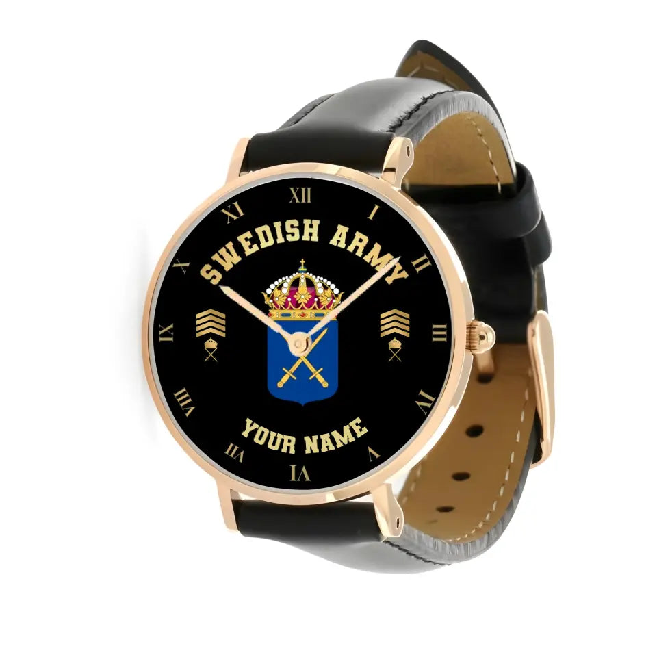 Montre personnalisée en cuir noir cousu pour soldat/vétéran suédois avec nom et grade - 0803240001 - Version dorée