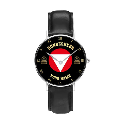 Personalisierte österreichische Soldat/Veteran mit Namen und Rang schwarze genähte Lederuhr - 0803240001 - Goldversion