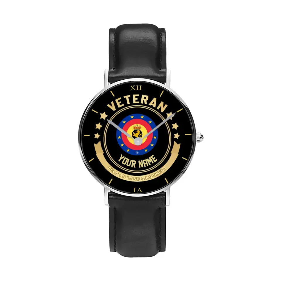 Personalisierte belgische Soldat/Veteran mit Namen, schwarze genähte Lederuhr – 1103240001 – goldene Version