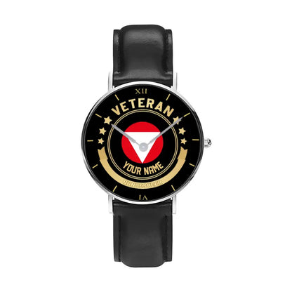 Personalisierte österreichische Soldat/Veteran mit Namen schwarze genähte Lederuhr - 1103240001 - Goldversion