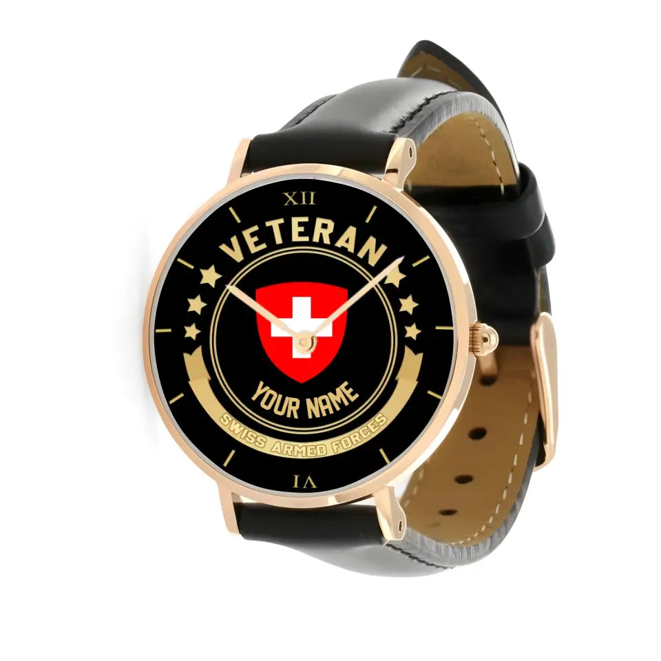 Montre personnalisée en cuir noir avec coutures noires pour soldat/vétéran suisse - 1103240001 - Version dorée