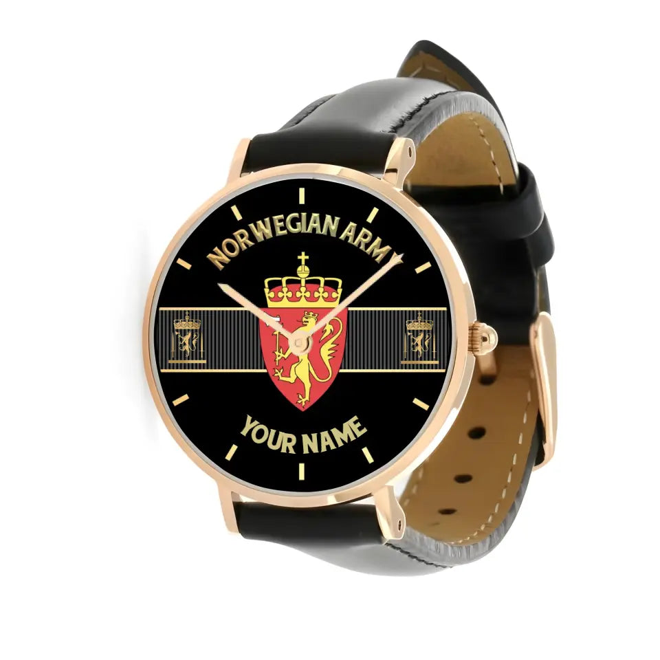 Personalisierte norwegische Soldat/Veteran mit Namen und Rang schwarze genähte Lederuhr – 0703240001 – goldene Version