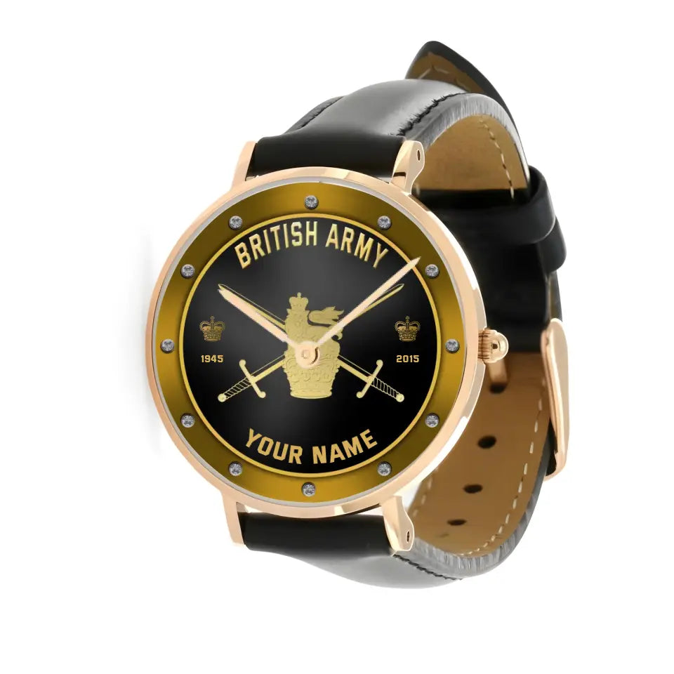 Montre personnalisée en cuir noir avec coutures noires pour soldat/vétéran britannique avec nom, grade et année - 1803240001 - Version dorée