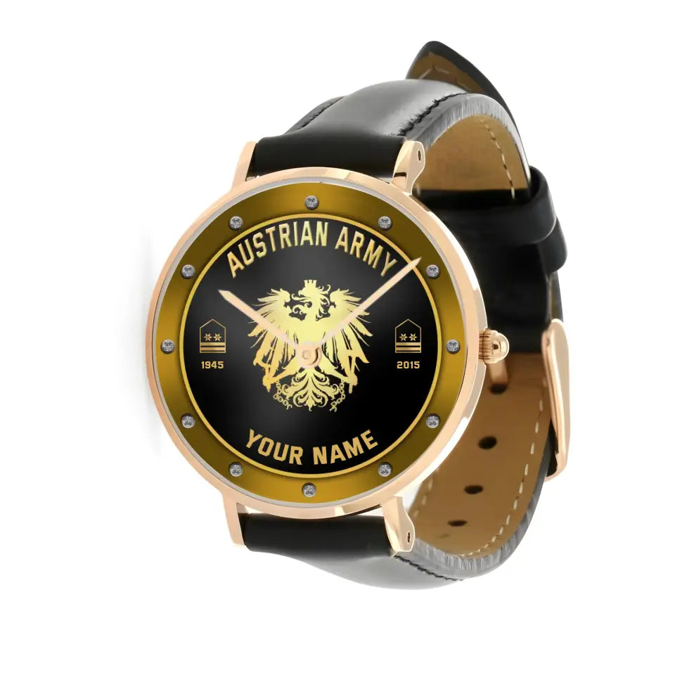 Montre personnalisée en cuir noir avec coutures noires pour soldat/vétéran autrichien avec nom, grade et année - 1803240001 - Version dorée