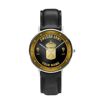 Montre personnalisée en cuir noir avec coutures noires pour soldat/vétéran suédois avec nom, grade et année - 1803240001 - Version dorée