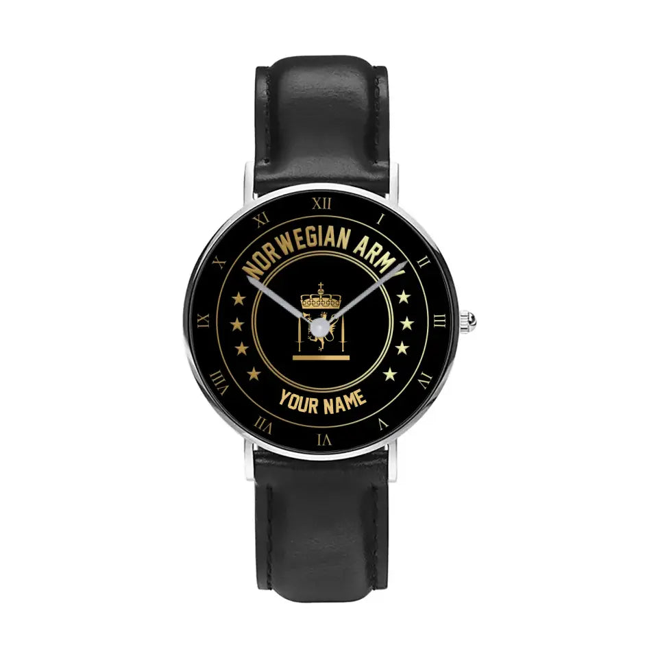 Personalisierte norwegische Soldat/Veteran mit Namen und Rang schwarze genähte Lederuhr – 2003240001 – goldene Version