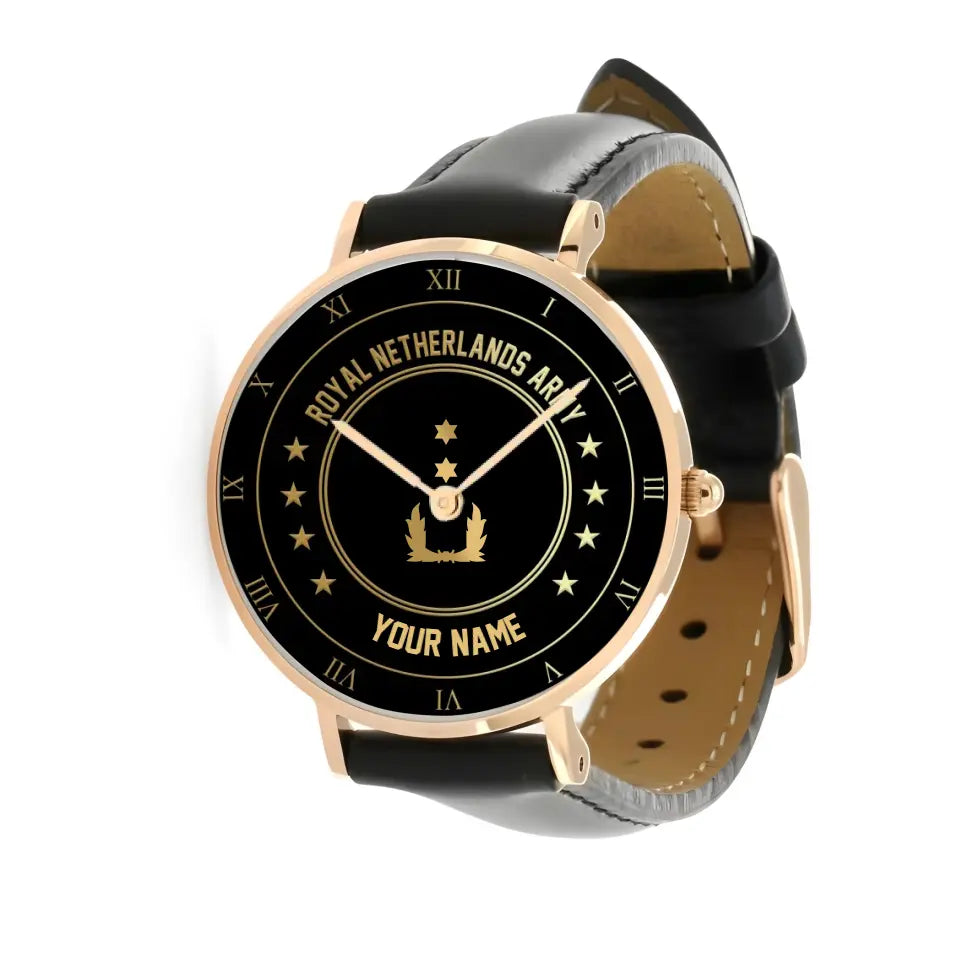 Personalisierte niederländische Soldat/Veteran mit Namen und Rang, schwarze genähte Lederuhr – 2003240001 – goldene Version