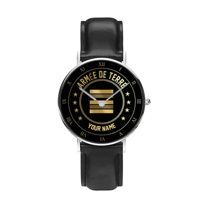 Personalisierte französische Soldat/Veteran mit Namen und Rang, schwarze genähte Lederuhr – 2003240001 – goldene Version