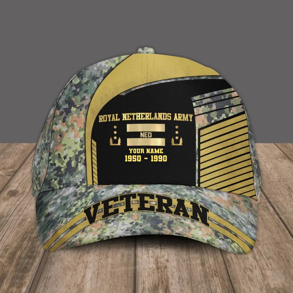 Casquette de baseball camouflage personnalisée avec grade, année et nom de soldat/vétéran des Pays-Bas - 17109792