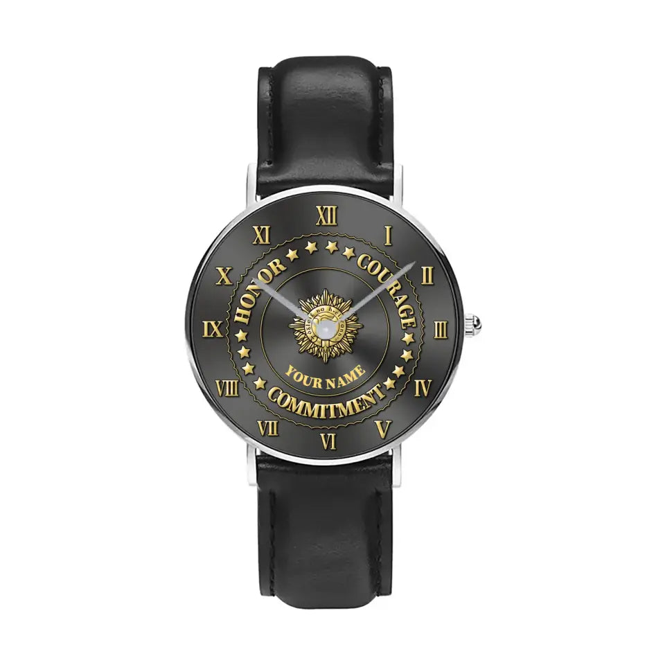 Montre personnalisée en cuir noir avec nom de soldat/vétéran irlandais - 2203240001 - Version dorée