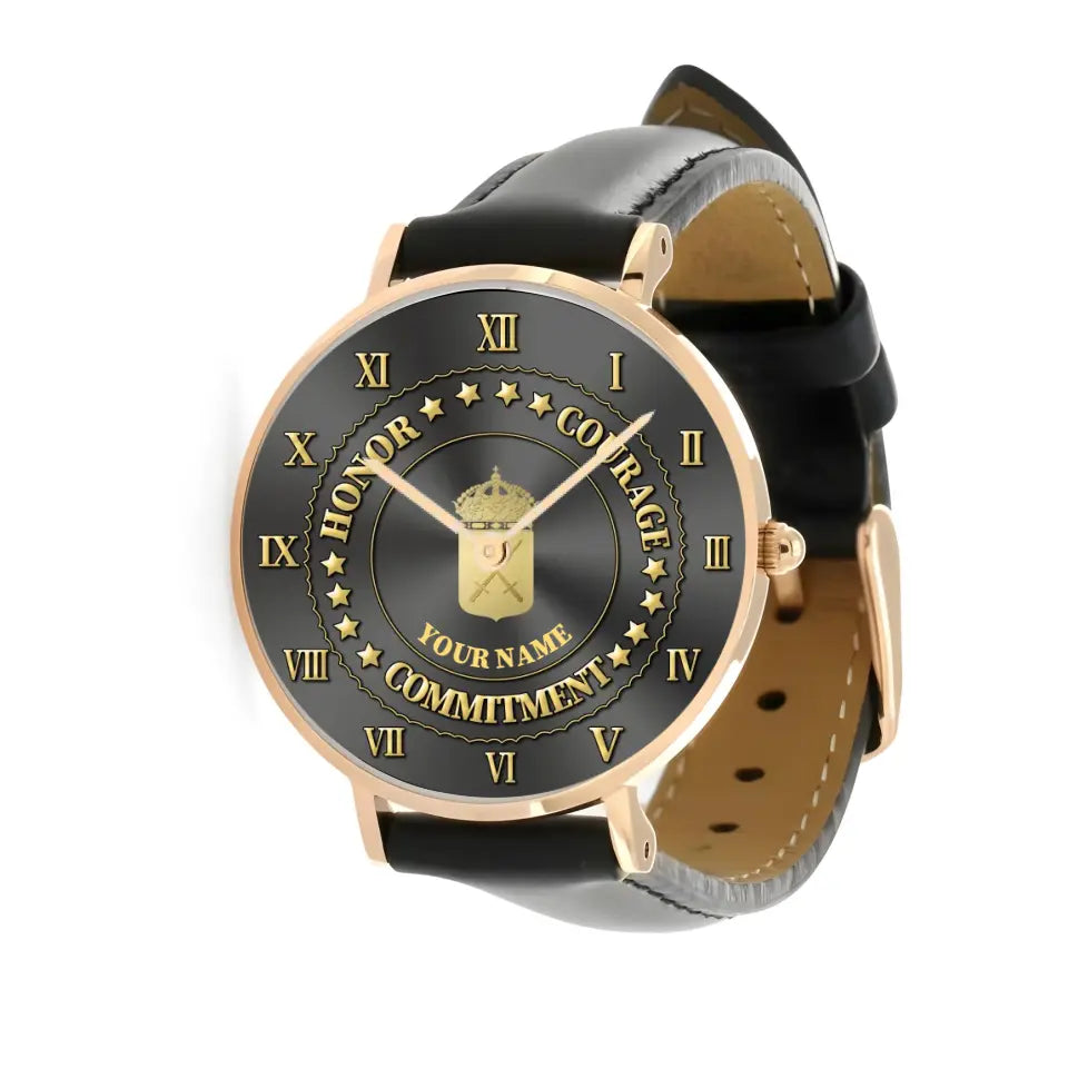 Montre personnalisée en cuir noir avec nom de soldat/vétéran suédois - 2203240001 - Version dorée