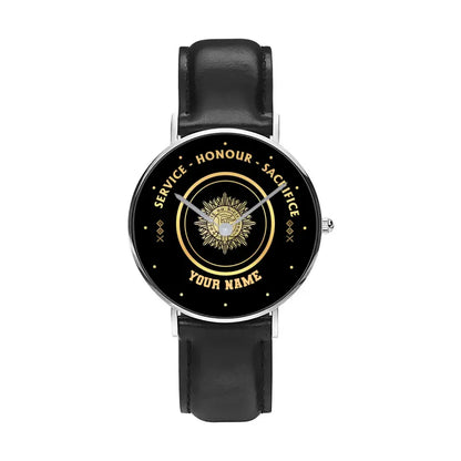 Montre personnalisée en cuir noir avec coutures noires pour soldat/vétéran irlandais avec nom et grade - 2603240001 - Version dorée