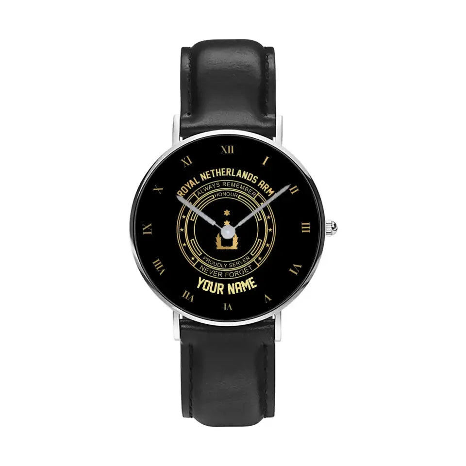 Montre personnalisée en cuir noir avec coutures noires pour soldat/vétéran des Pays-Bas avec nom et grade - 2803240001 - Version dorée