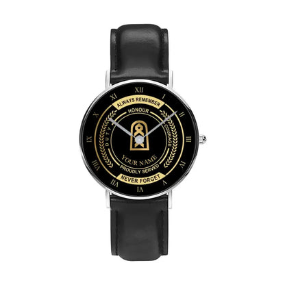 Montre personnalisée en cuir noir avec coutures noires pour soldat/vétéran allemand avec nom et grade - 0603240002 - Version dorée