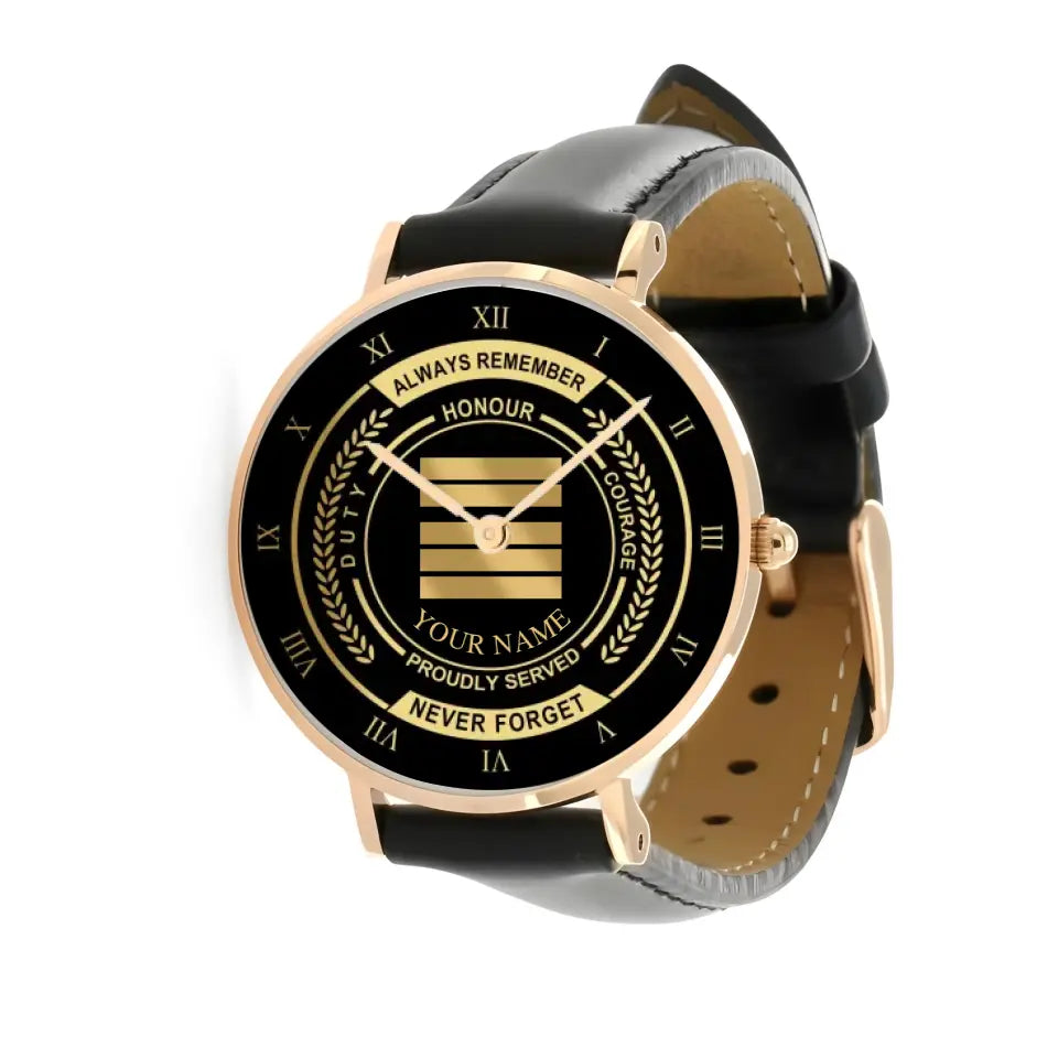 Personalisierte französische Soldat/Veteran mit Namen, Rang, schwarze genähte Lederuhr – 0603240002 – goldene Version