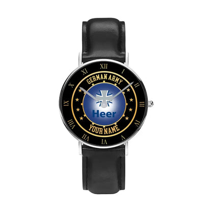 Montre personnalisée en cuir noir avec coutures noires pour soldat/vétéran allemand - 05042401 QA - Version dorée