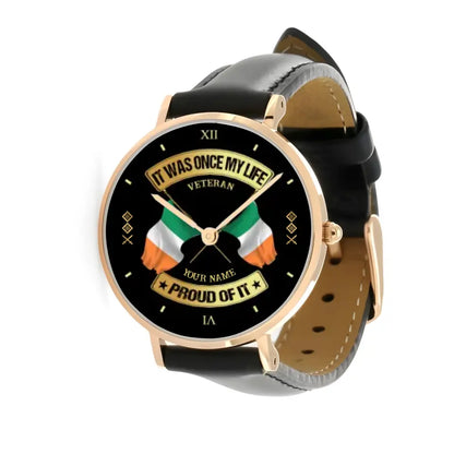 Montre personnalisée en cuir noir avec coutures noires pour soldat/vétéran irlandais avec nom et grade - 03052401QA - Version dorée