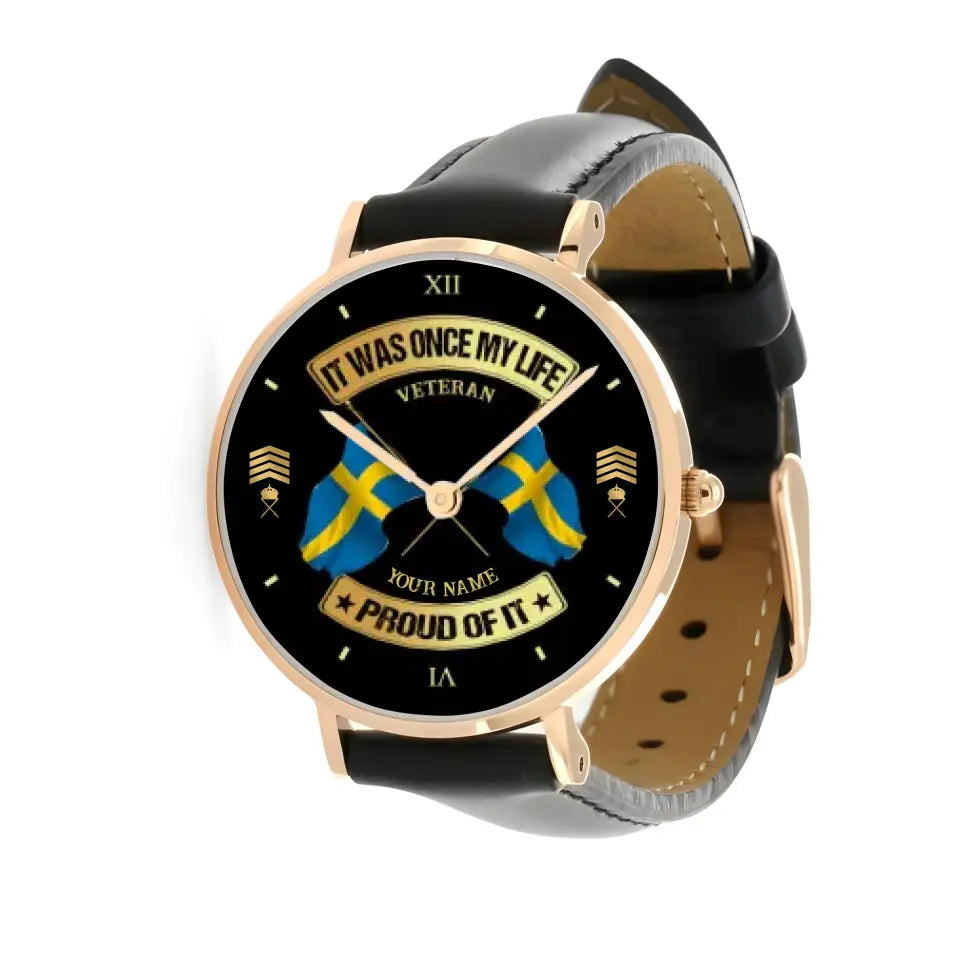 Montre personnalisée en cuir noir cousu pour soldat/vétéran suédois avec nom et grade - 03052401QA - Version dorée