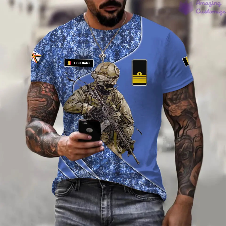 T-shirt personnalisé Belgique avec nom et grade Soldat/Vétéran imprimé sur toute la surface - 15052401QA