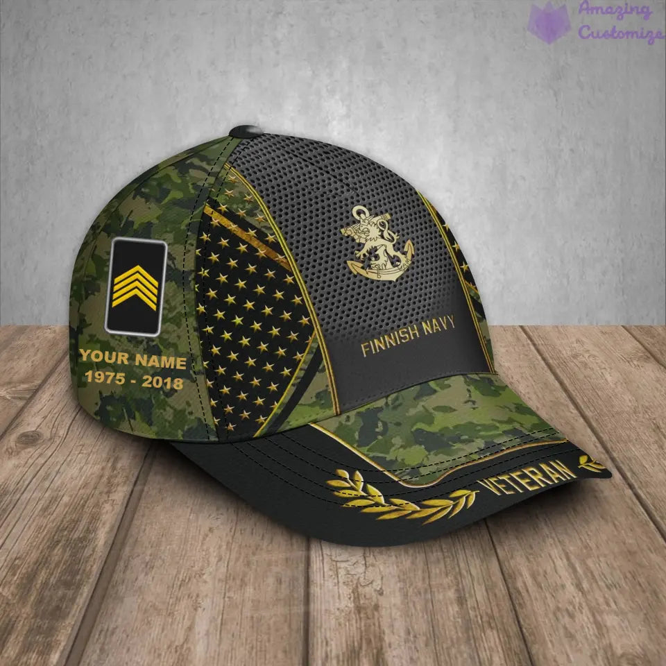 Baseballkappe mit Camouflage-Muster für finnische Soldaten/Veteranen mit Rang, Jahr und Namen – 22052401QA