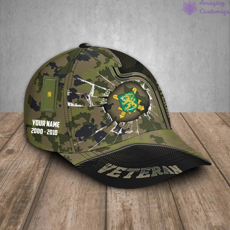 Baseballkappe mit Camouflage-Muster für finnische Soldaten/Veteranen mit Rang, Jahr und Namen – 30052401QA