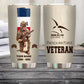 Personalisierter Becher mit Aufschrift "Veteran/Soldat aus Frankreich" mit Rang, Jahr und Namen – 10062401QA