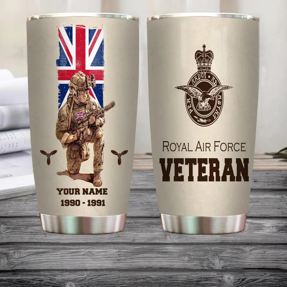 Verre personnalisé pour vétéran/soldat britannique avec grade, année et nom - 10062401QA