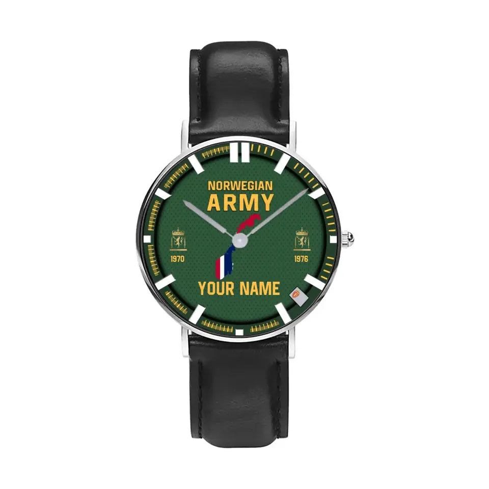 Personalisierte norwegische Soldat/Veteran mit Namen, Rang und Jahr schwarze genähte Lederuhr – 17062402QA – goldene Version