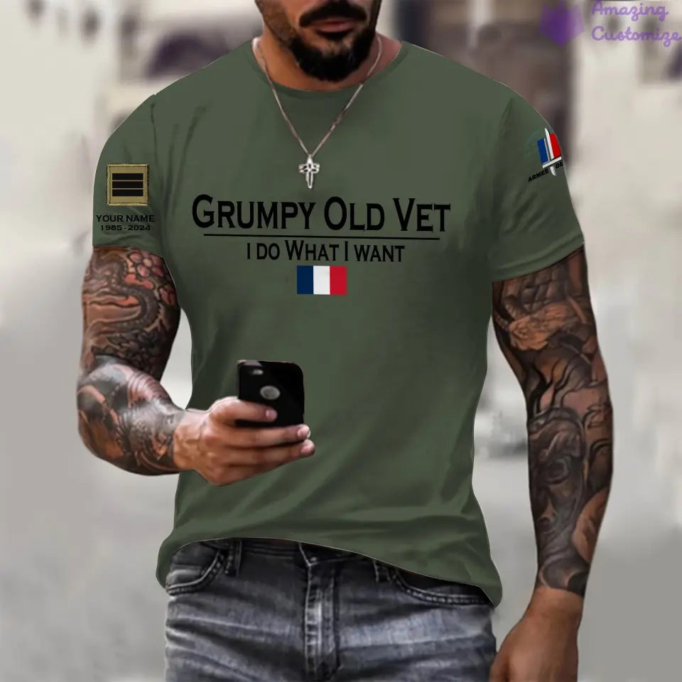 T-shirt personnalisé France avec nom et grade Soldat/Vétéran imprimé sur toute la surface - 24062401QA