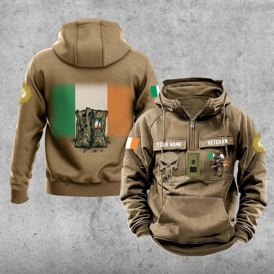 Sweat à capuche vintage personnalisé avec nom et grade de soldat/vétéran irlandais imprimé sur toute la surface - 17203968