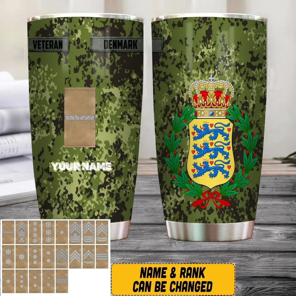 Verre à vin personnalisé avec motif camouflage pour vétéran/soldat danois, avec rang et nom, imprimé sur toute la surface - 3004230002