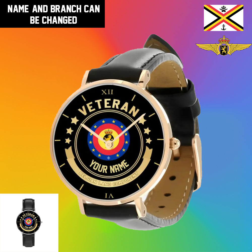 Personalisierte belgische Soldat/Veteran mit Namen, schwarze genähte Lederuhr – 1103240001 – goldene Version