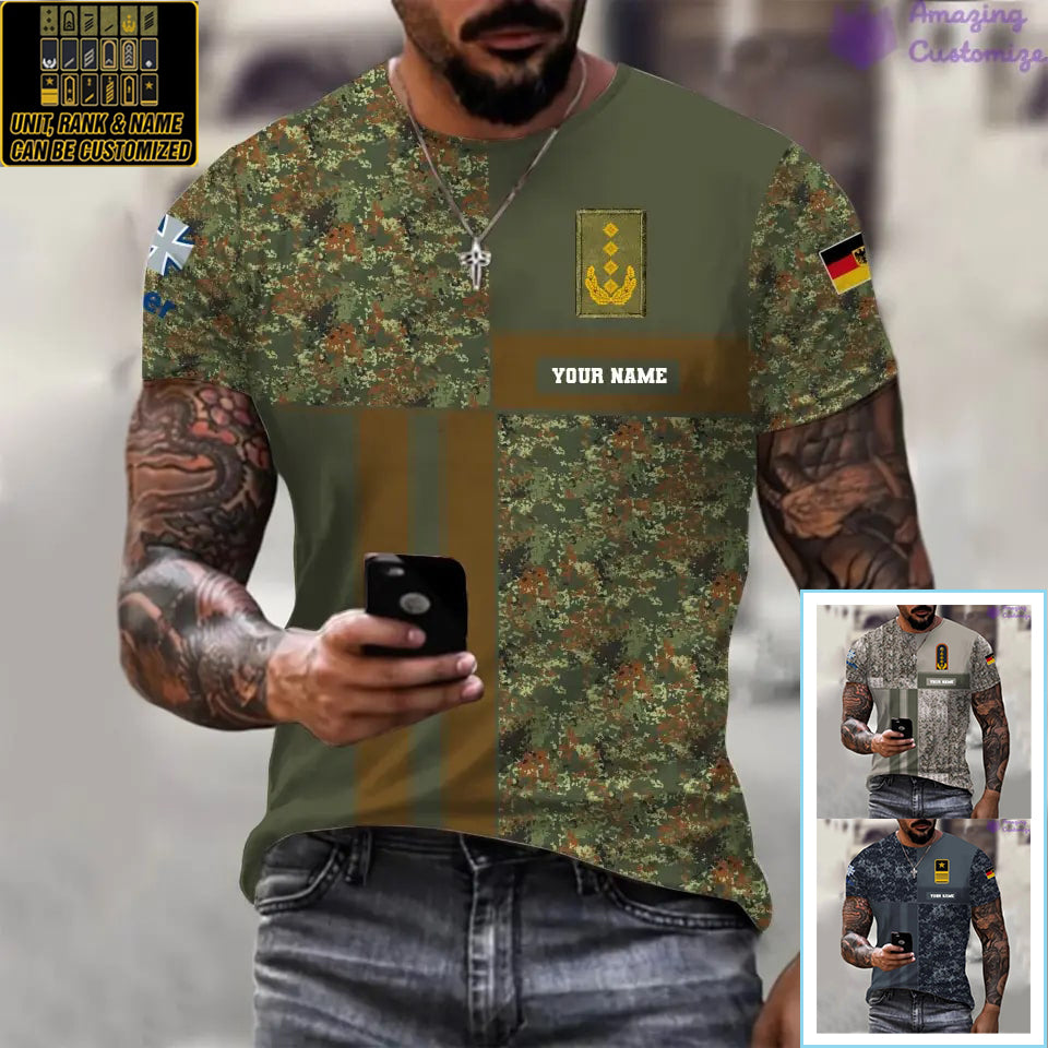 Personalisiertes T-Shirt mit Aufdruck „Deutschlands Soldat/Veteran“ in Camouflage mit Namen und Rang – 07052401QA