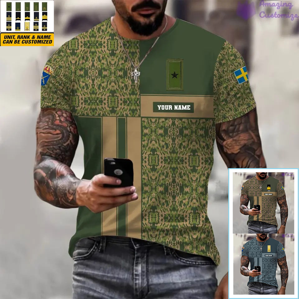 T-shirt personnalisé avec camouflage soldat/vétéran suédois imprimé avec nom et grade - 07052401QA