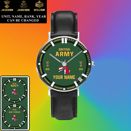 Montre personnalisée en cuir noir cousu pour soldat/vétéran britannique avec nom, grade et année - 17062402QA - Version dorée