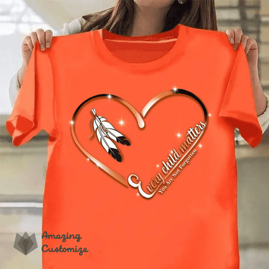 T-shirt « Chaque enfant compte » Feather Native Pride Honor Child Lives Matter Apparel 