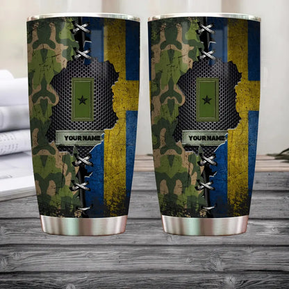 Personalisierter schwedischer Veteran/Soldat mit Rang und Namen, Camouflage-Becher, komplett bedruckt – 0805230003