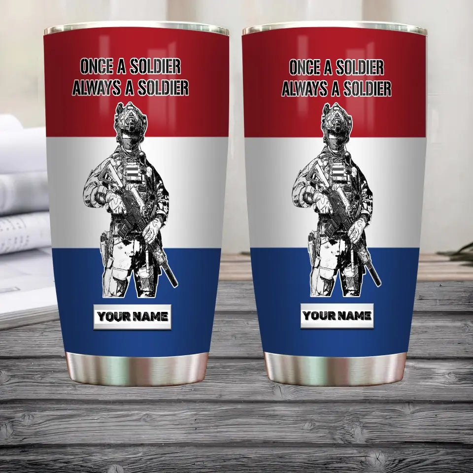 Verre à vin personnalisé avec motif camouflage pour vétéran/soldat néerlandais avec nom imprimé sur toute la surface - 0805230002