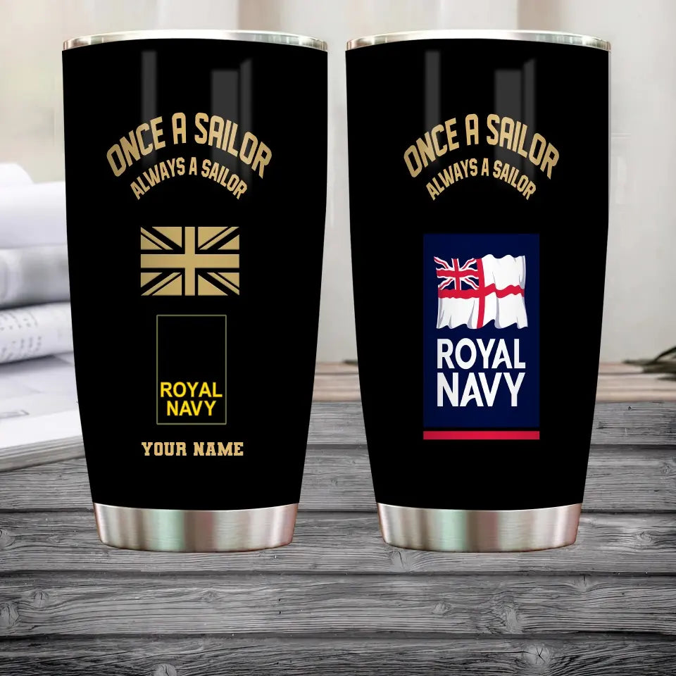 Personalisierter britischer Veteran/Soldat mit Rang und Namen, Camouflage-Becher, goldene Flagge – 0202240001