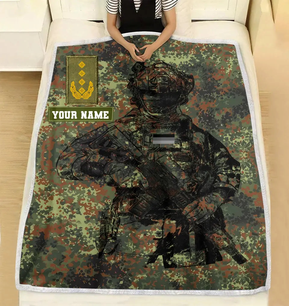 Personalisierte Fleecedecke für deutsche Soldaten/Veteranen im Camouflage-Muster mit Namen und Rang, 3D-Druck – 0608230001