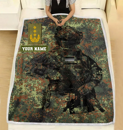 Personalisierte Fleecedecke für deutsche Soldaten/Veteranen im Camouflage-Muster mit Namen und Rang, 3D-Druck – 0608230001